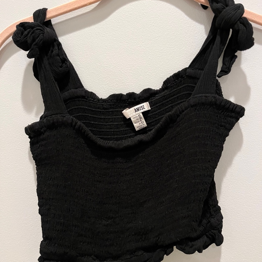 ridged black crop top